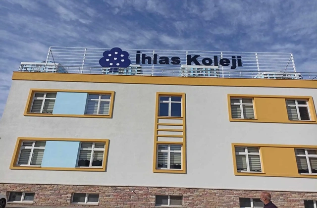 Çatı Tabelası